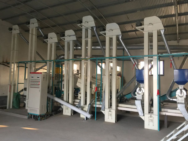 <a href=http://pugoyi.cn/product/6/ target=_blank class=infotextkey>玉米深加工機(jī)械</a>