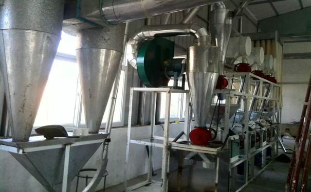 <a href=http://pugoyi.cn/product/6/ target=_blank class=infotextkey>玉米深加工機(jī)械</a>