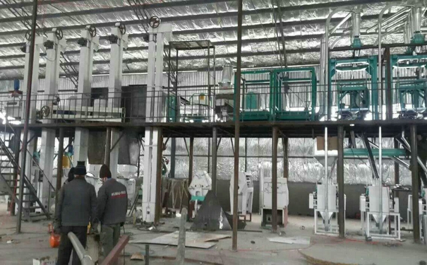 <a href=http://http://pugoyi.cn/product/ target=_blank class=infotextkey>玉米加工成套設(shè)備</a>