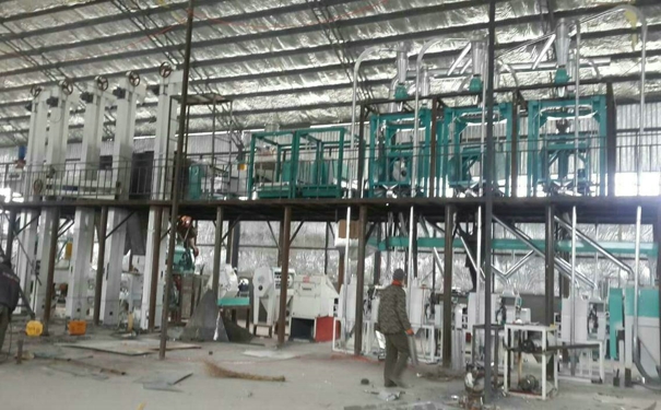 <a href=http://pugoyi.cn/product/6/ target=_blank class=infotextkey>玉米深加工機(jī)械</a>